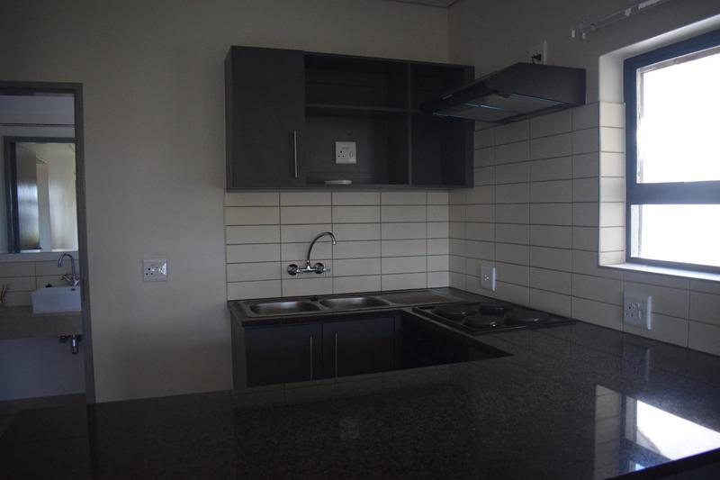 To Let 2 Bedroom Property for Rent in Bergvliet Western Cape